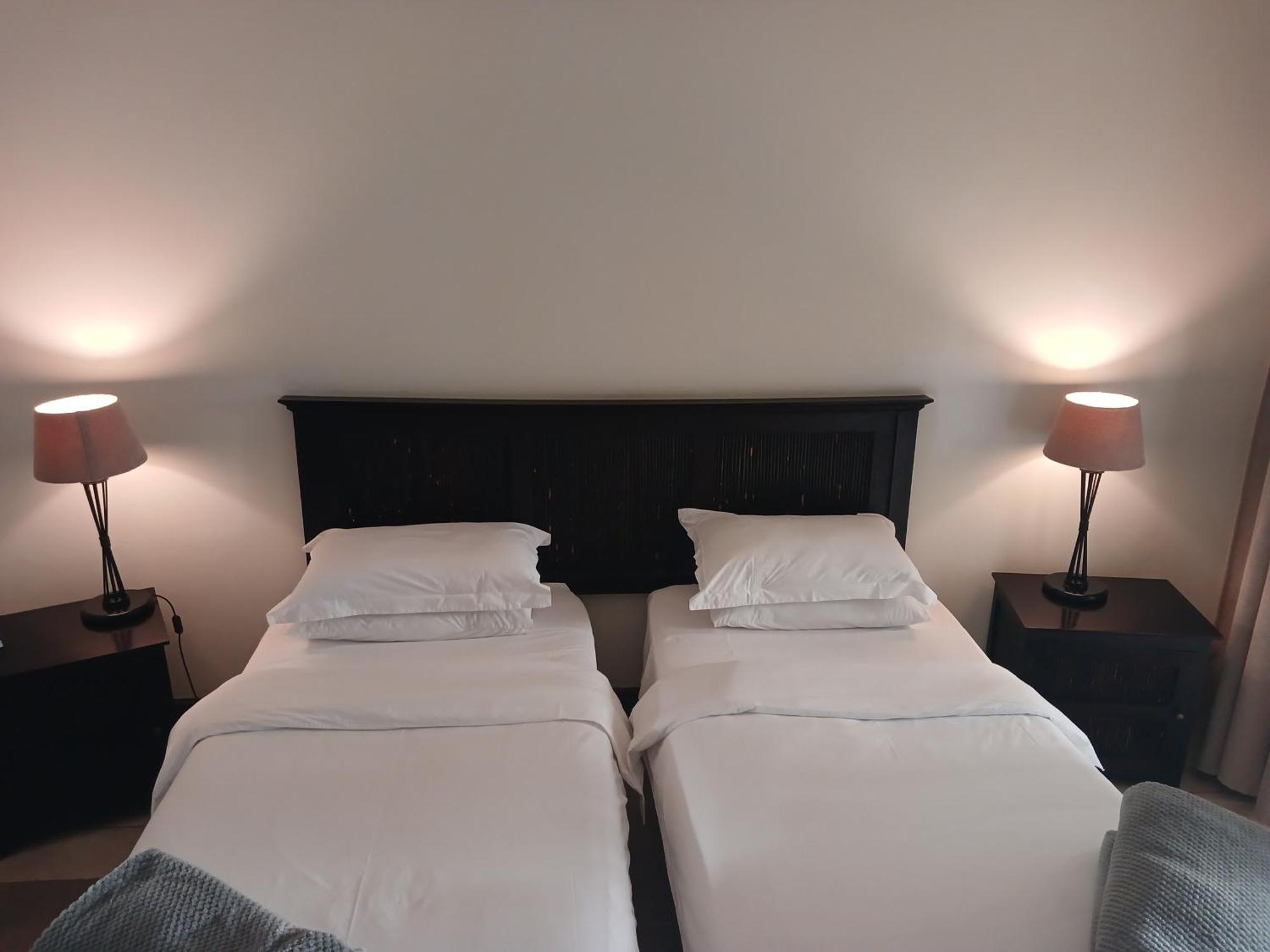 Onse Khaya Lodging And Conferencing Πορτ Ελίζαμπεθ Εξωτερικό φωτογραφία