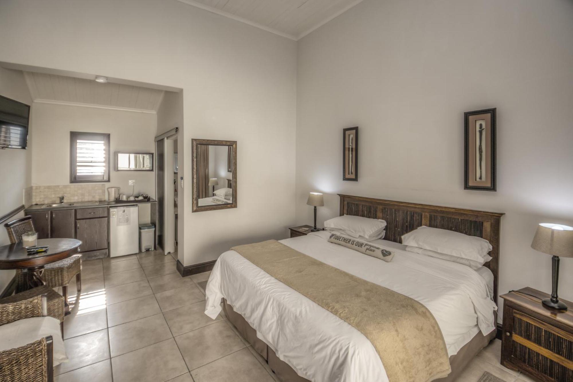 Onse Khaya Lodging And Conferencing Πορτ Ελίζαμπεθ Εξωτερικό φωτογραφία