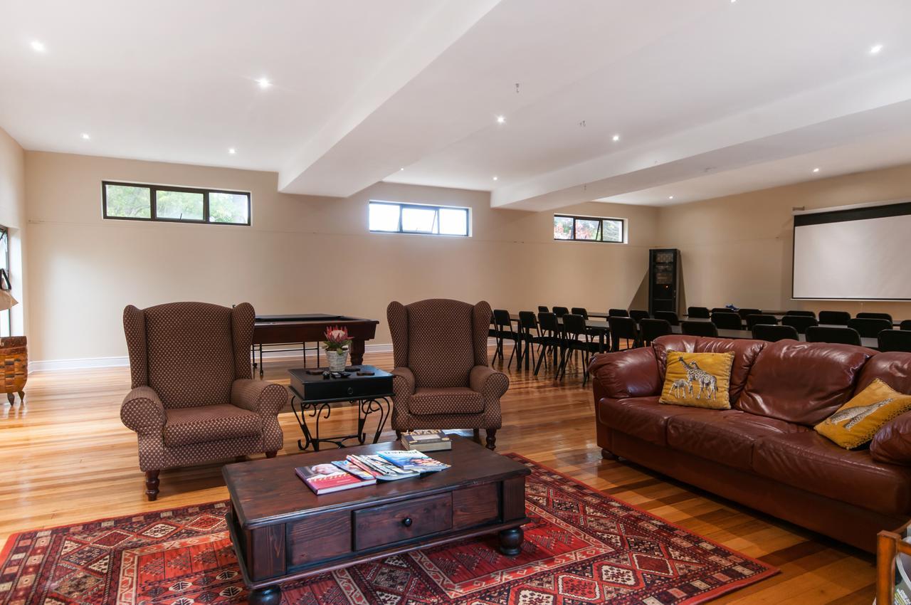Onse Khaya Lodging And Conferencing Πορτ Ελίζαμπεθ Εξωτερικό φωτογραφία