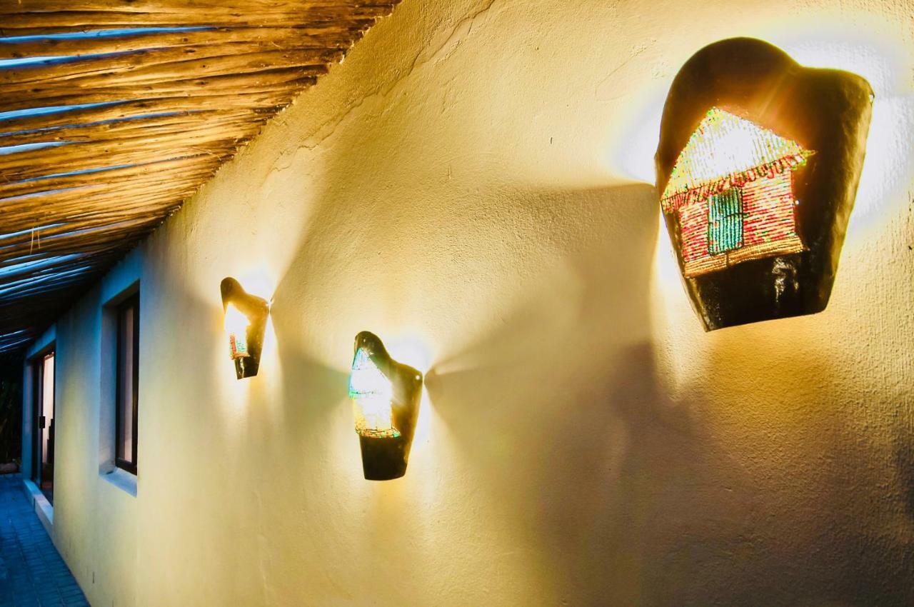 Onse Khaya Lodging And Conferencing Πορτ Ελίζαμπεθ Εξωτερικό φωτογραφία